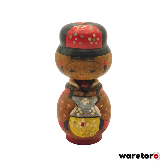Petite Kokeshi créative rouge