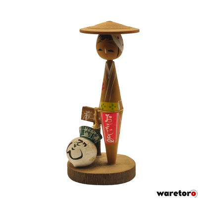 Kokeshi femme au Sakurajima daikon (Kagoshima)