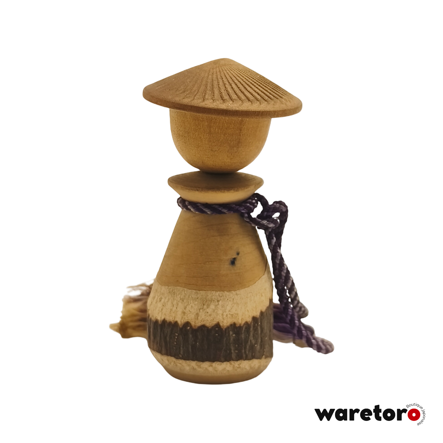 Petite kokeshi omiyage au chapeau